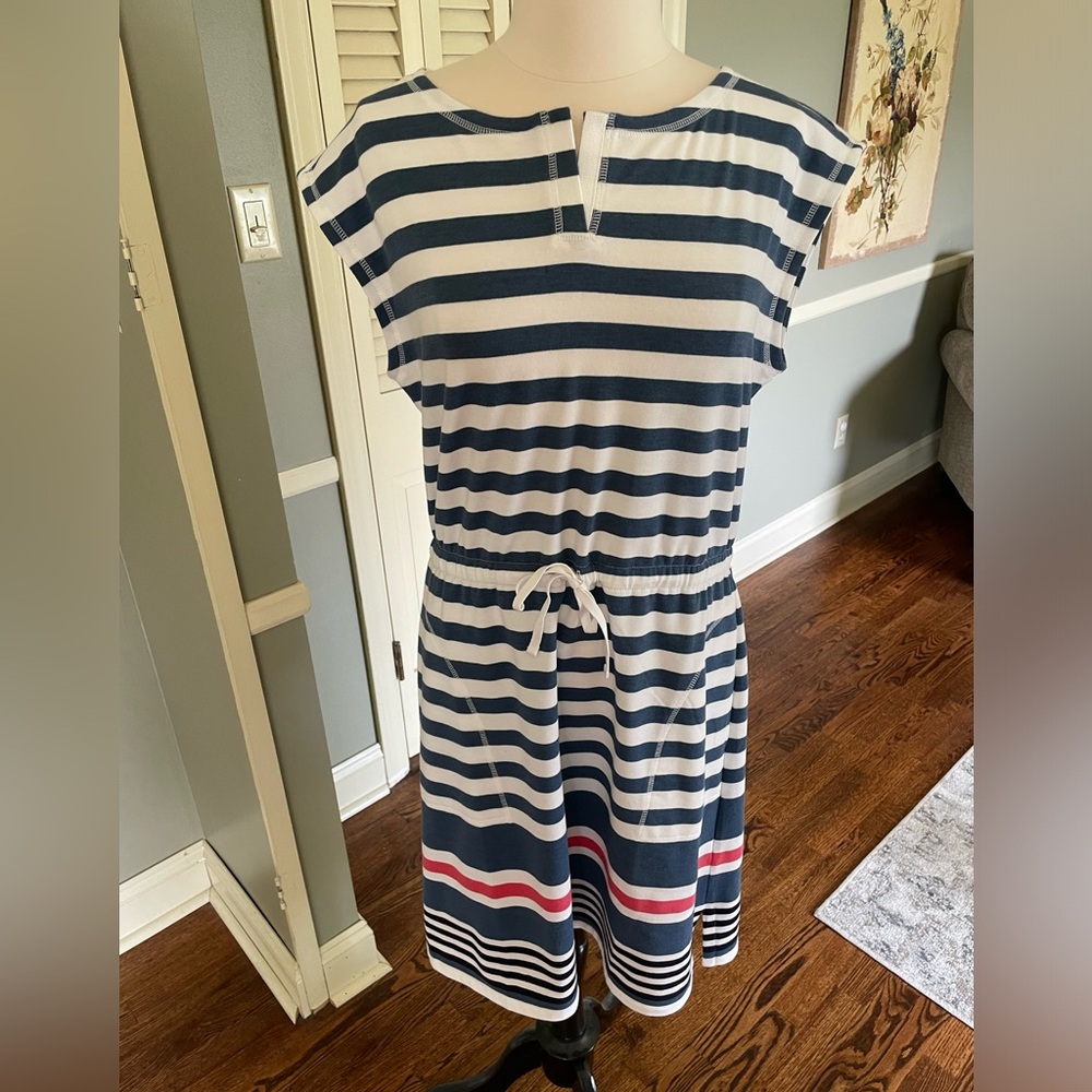 T by Talbots Brand New Nautical Dress.  Excellent condition.  Size lg